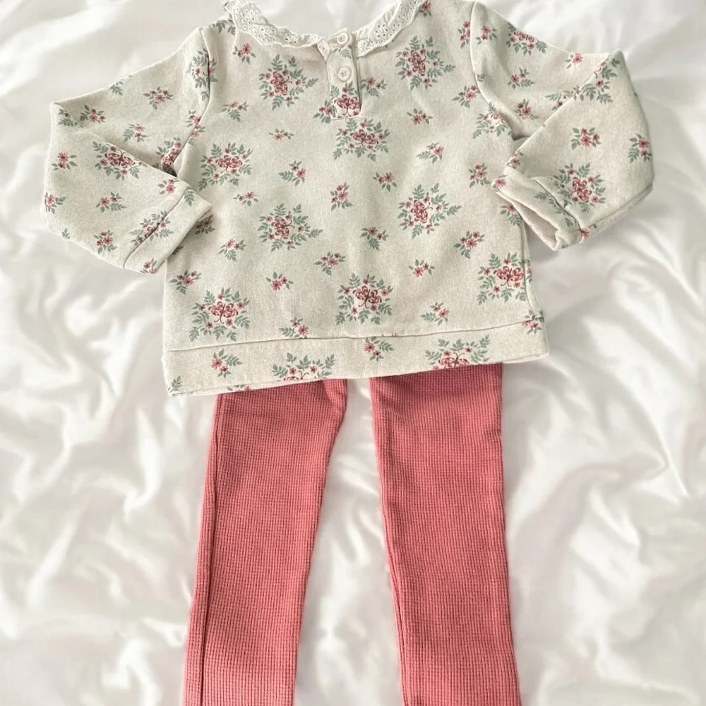 Nicole Miller New York Floral Long Sleeve Fleece Top and Pink Leggings Set
